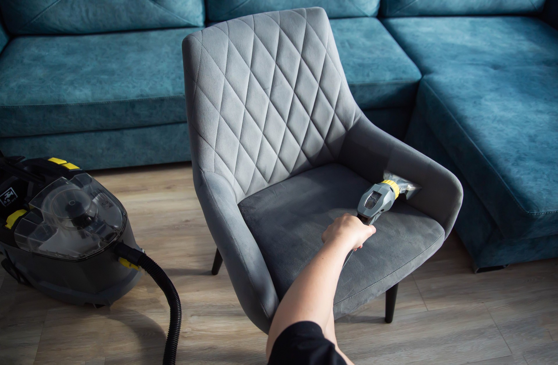 Nettoyage de chaises en tissu avec prix dégressifs selon quantité